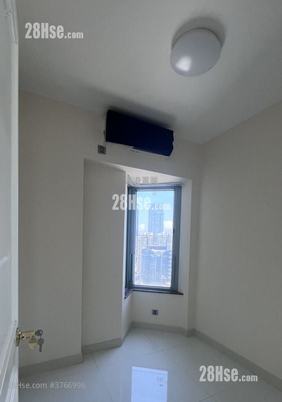 港景峰 售盘 3 房 , 2 浴室 785 平方尺