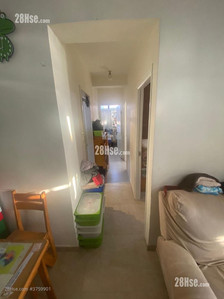 Crystal Park Sell 3 Bedrooms , 2 Bathrooms 604 ft²