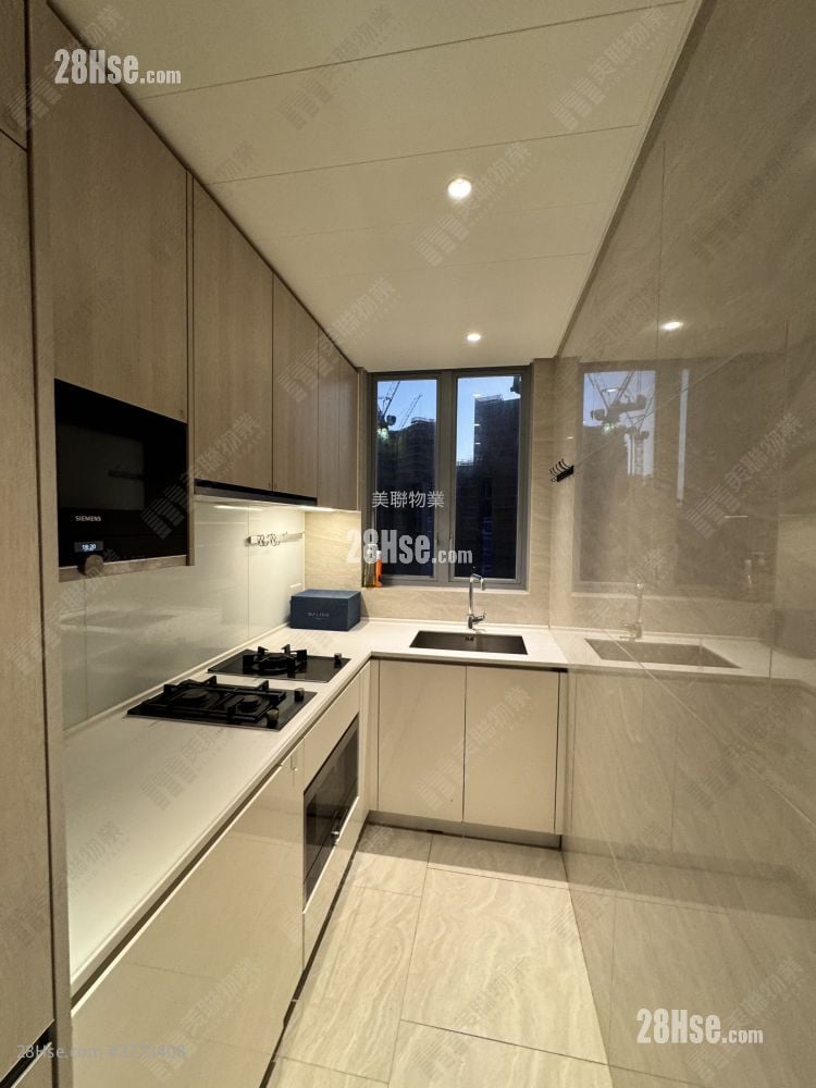 MALIBU 售盘 3 房 , 2 浴室 663 平方尺