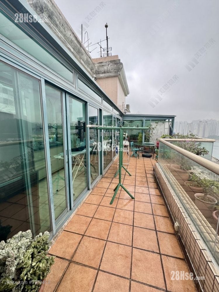 Long Beach Gardens Sell 4 Bedrooms , 4 Bathrooms 2,157 ft²