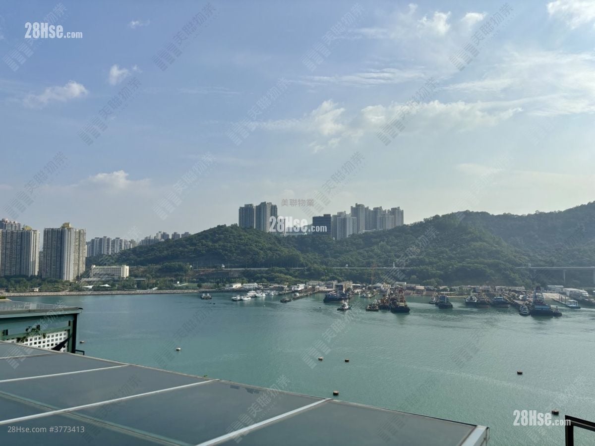 Long Beach Gardens Sell 4 Bedrooms , 4 Bathrooms 2,157 ft²