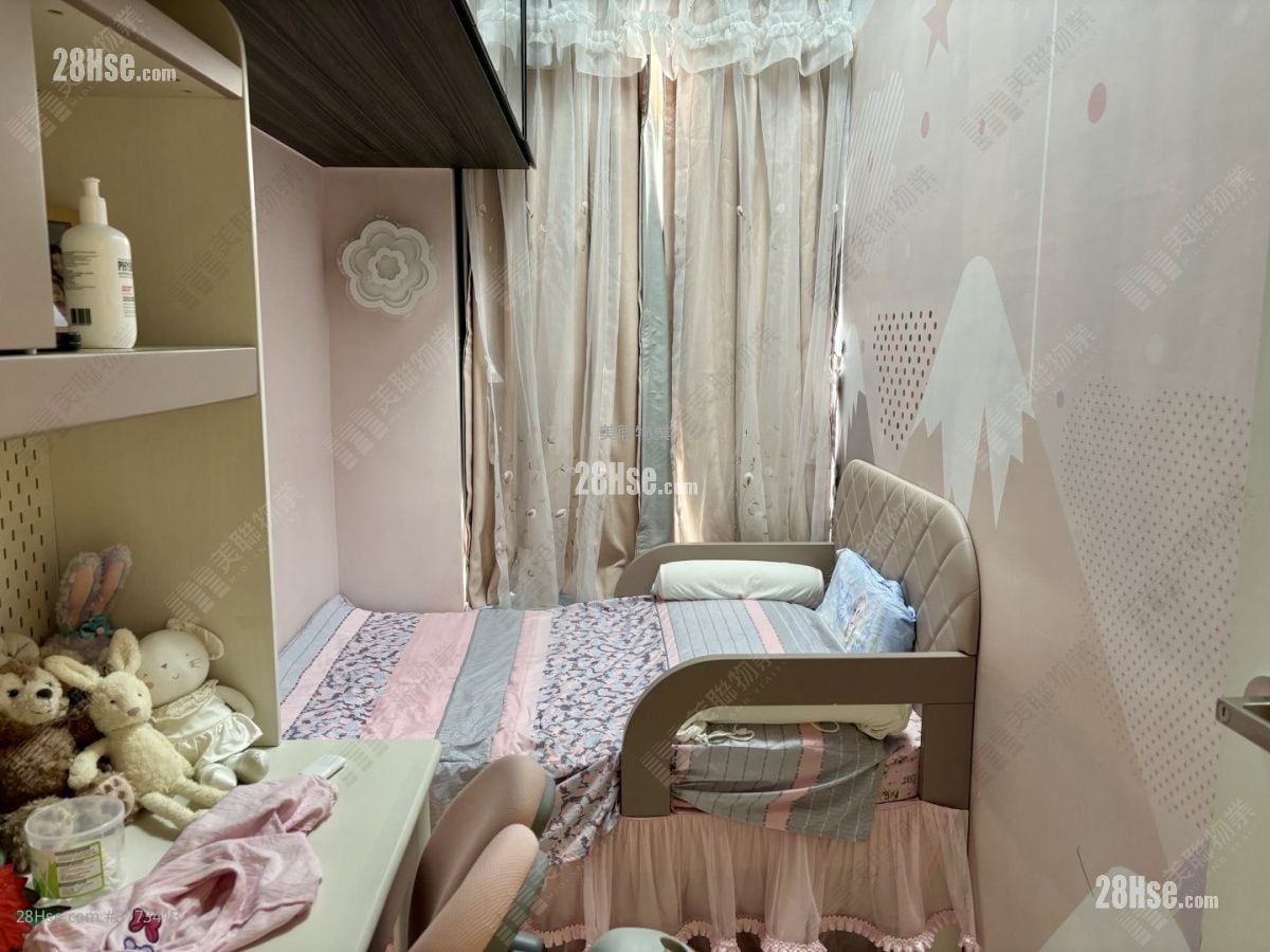 Long Beach Gardens Sell 4 Bedrooms , 4 Bathrooms 2,157 ft²