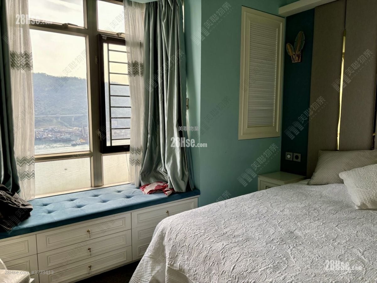 Long Beach Gardens Sell 4 Bedrooms , 4 Bathrooms 2,157 ft²