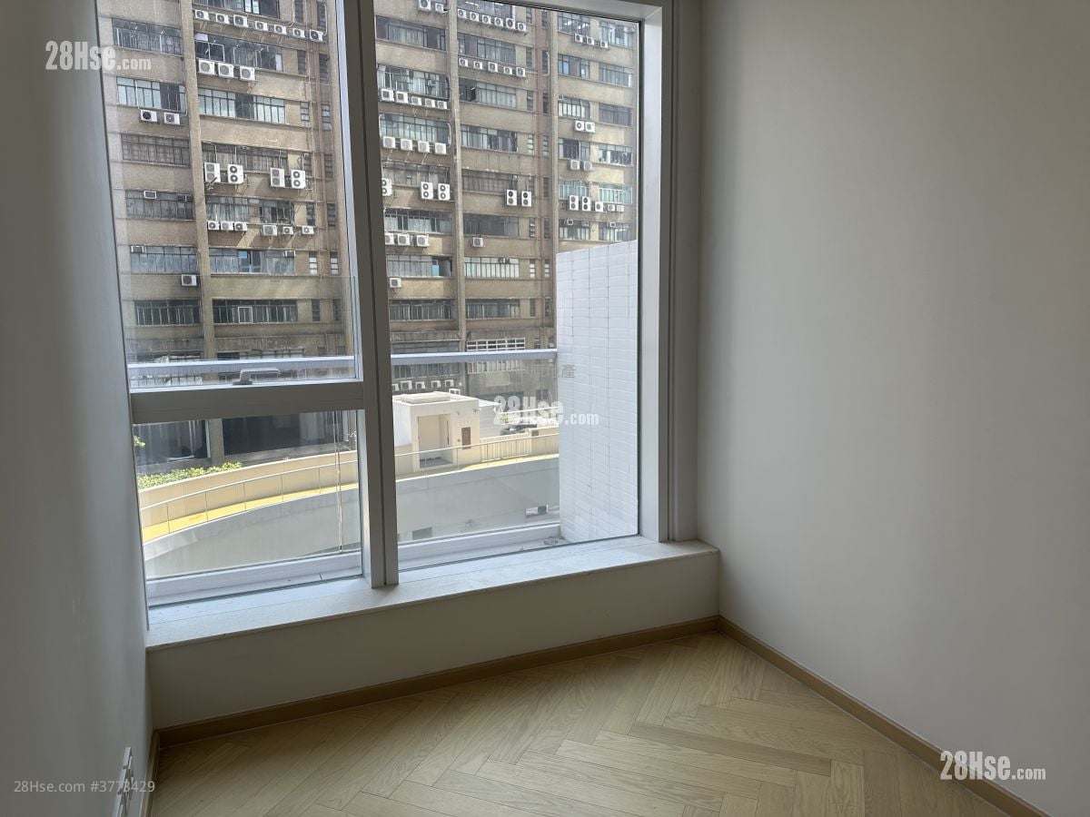 After The Rain Sell 2 Bedrooms , 1 Bathroom 416 ft²