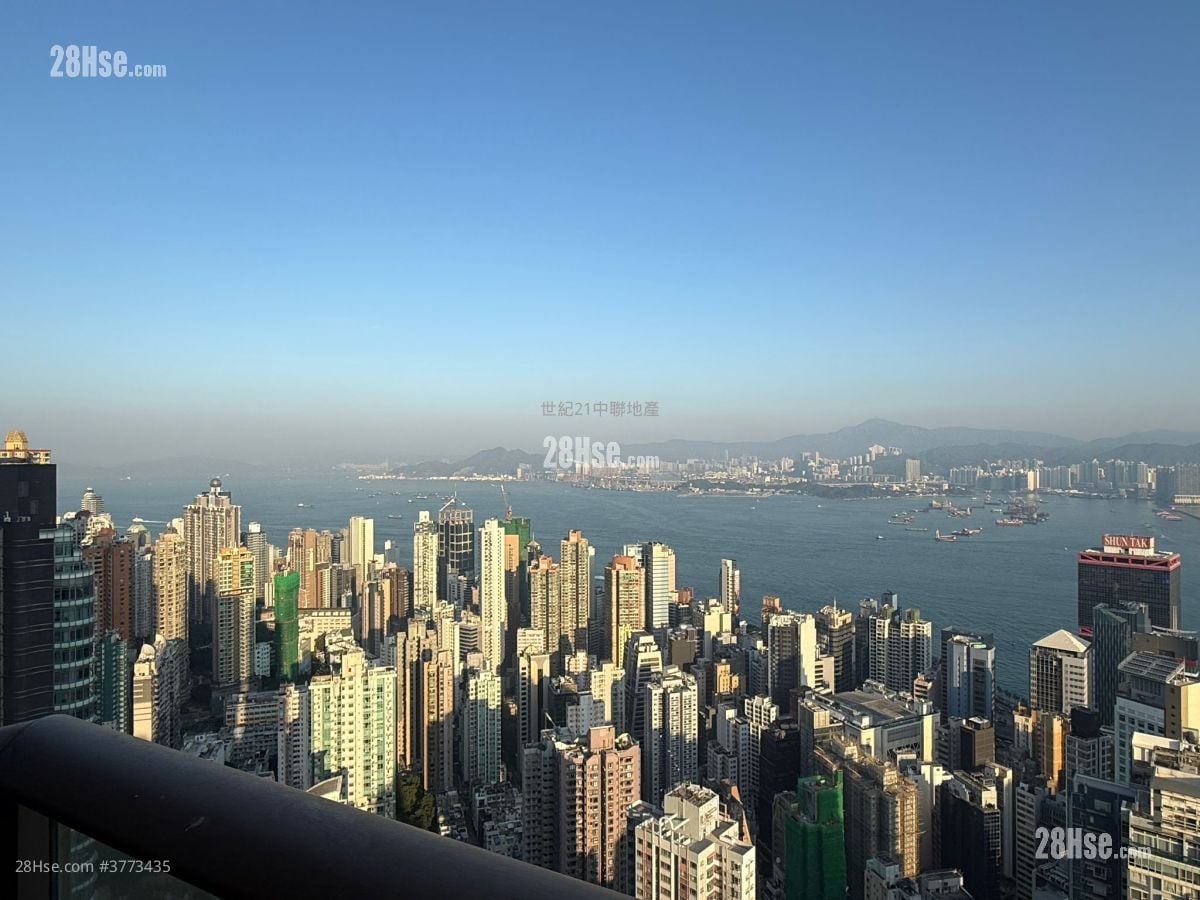 Alassio Sell 3 Bedrooms , 2 Bathrooms 1,149 ft²