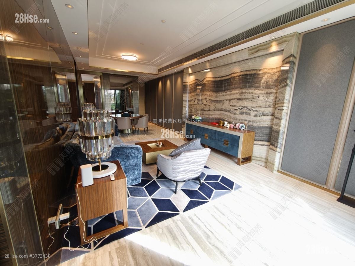 Ayton Sell 4 Bedrooms , 4 Bathrooms 1,189 ft²