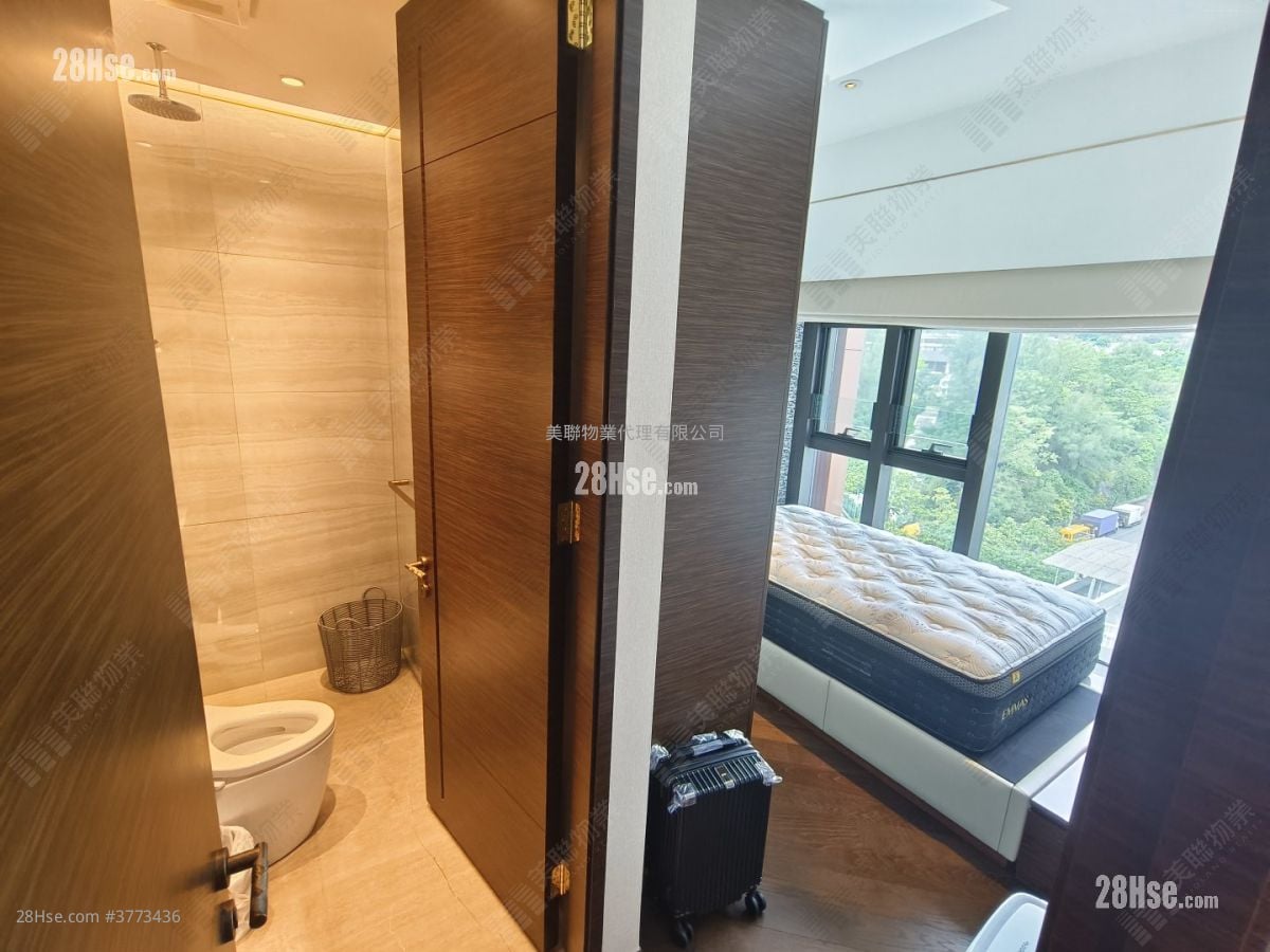 Ayton Sell 4 Bedrooms , 4 Bathrooms 1,189 ft²