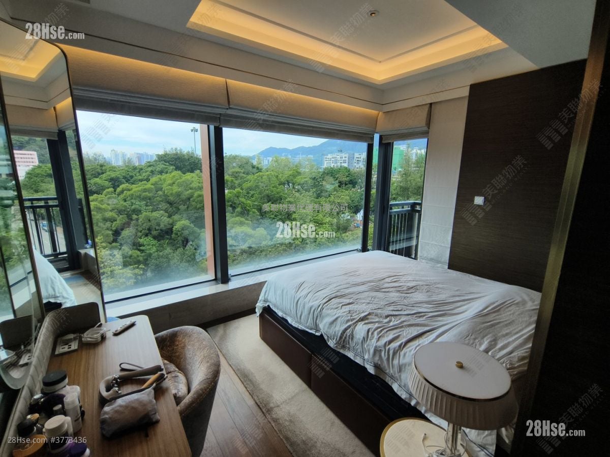 Ayton Sell 4 Bedrooms , 4 Bathrooms 1,189 ft²