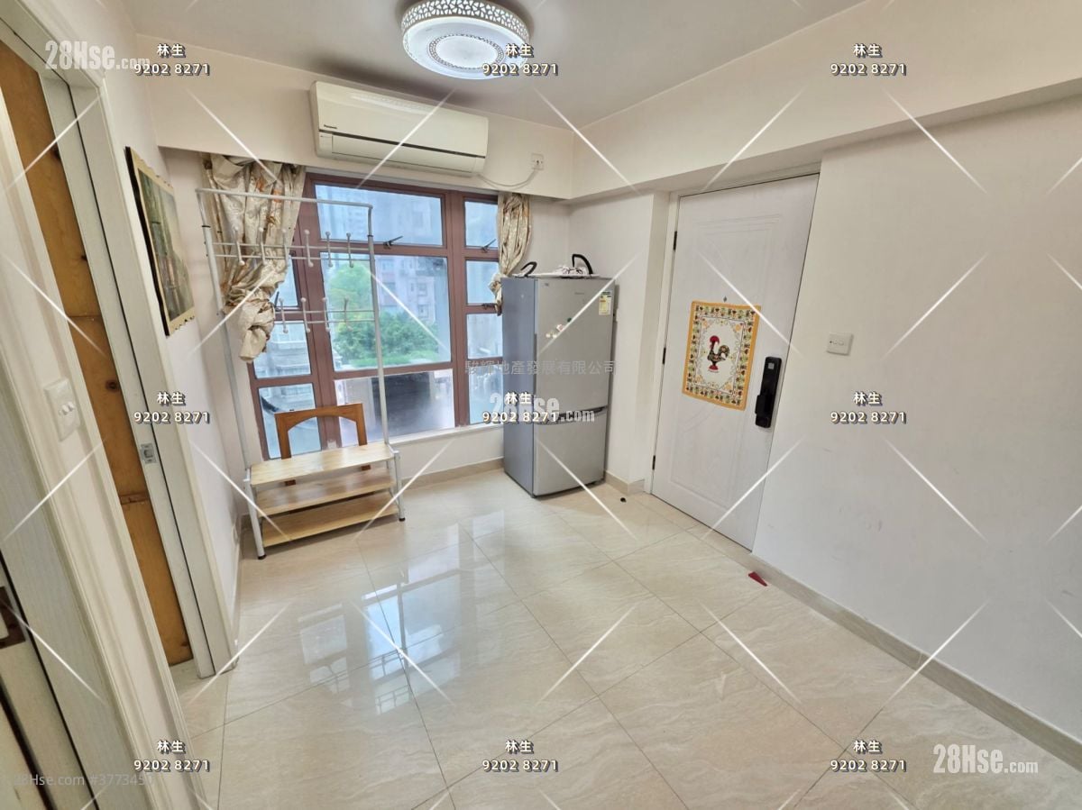 Orchid Court Sell 2 Bedrooms , 1 Bathroom 287 ft²