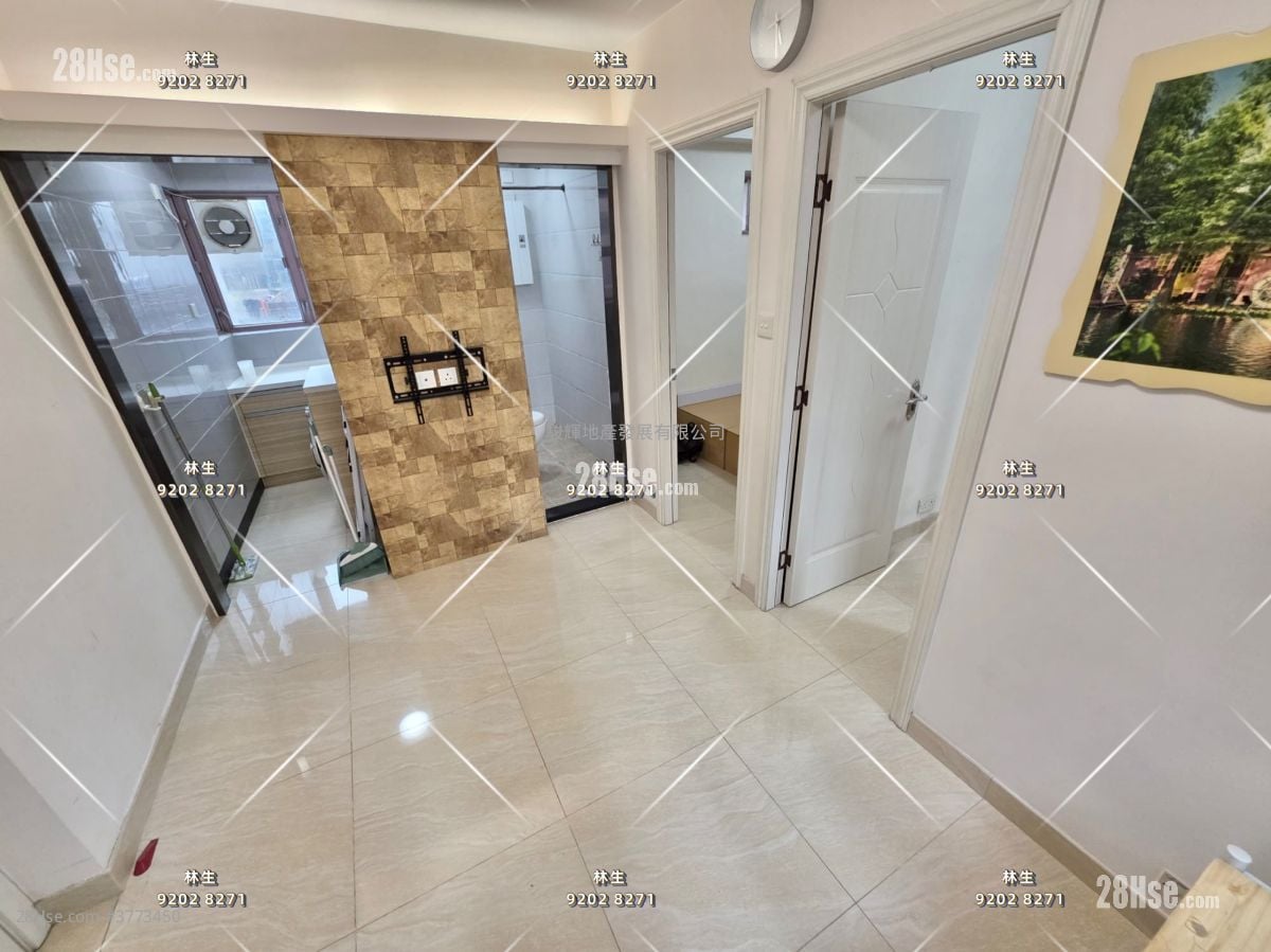 Orchid Court Sell 2 Bedrooms , 1 Bathroom 287 ft²