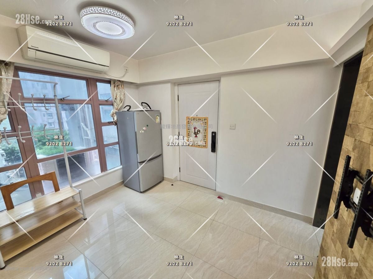 Orchid Court Sell 2 Bedrooms , 1 Bathroom 287 ft²