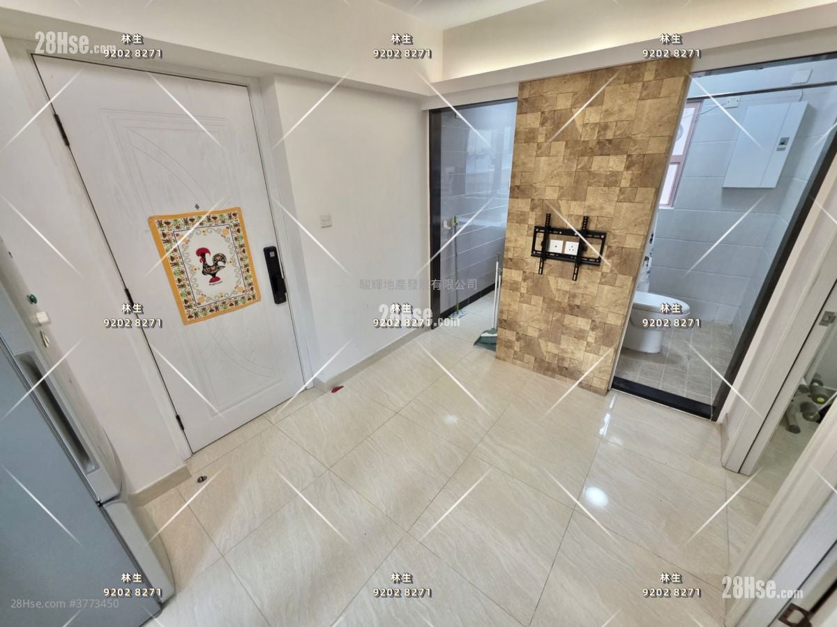 Orchid Court Sell 2 Bedrooms , 1 Bathroom 287 ft²