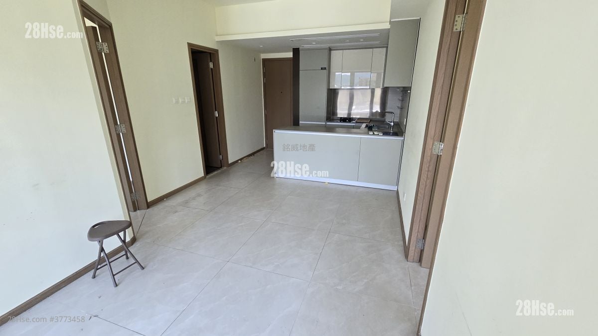 #LYOS 租盘 2 房 451 平方尺