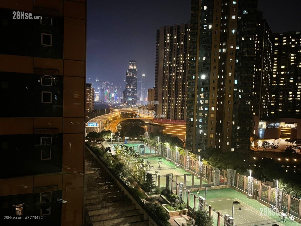 Harbour Place Sell 3 Bedrooms , 2 Bathrooms 593 ft²