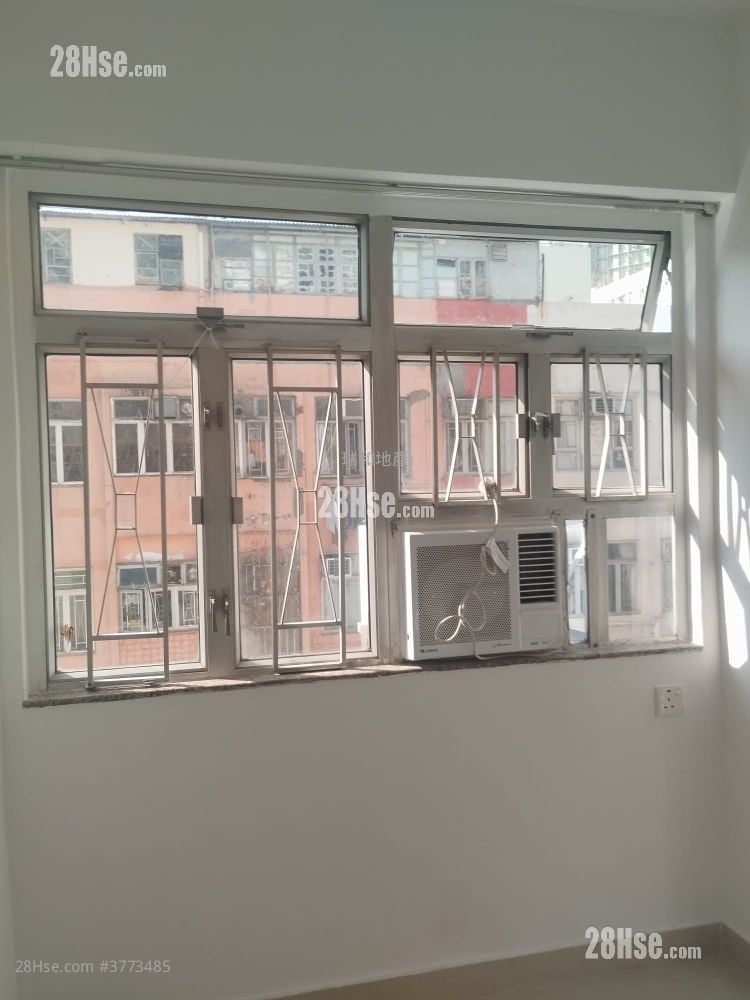 Wang Yip Building Rental 2 Bedrooms , 1 Bathroom 294 ft²