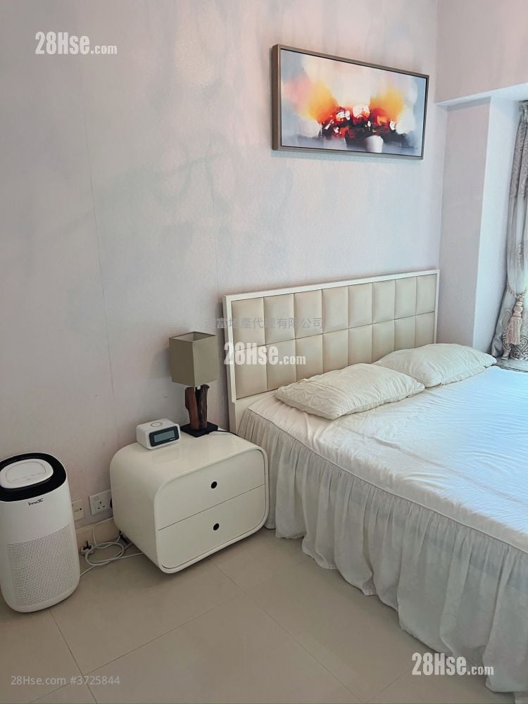 海逸豪园 租盘 2 房 , 1 浴室 598 平方尺