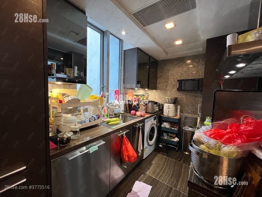 The Zumurud Sell 4 Bedrooms 1,723 ft²