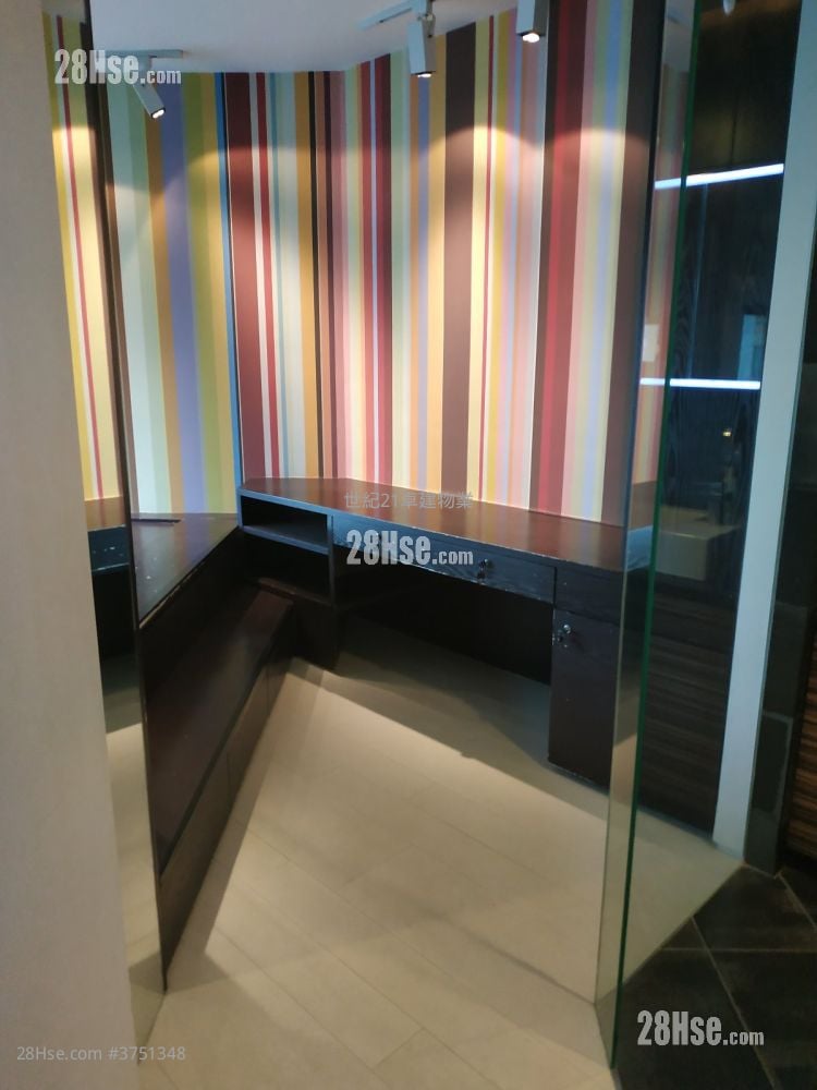 擎天半岛 售盘 2 房 , 2 浴室 808 平方尺