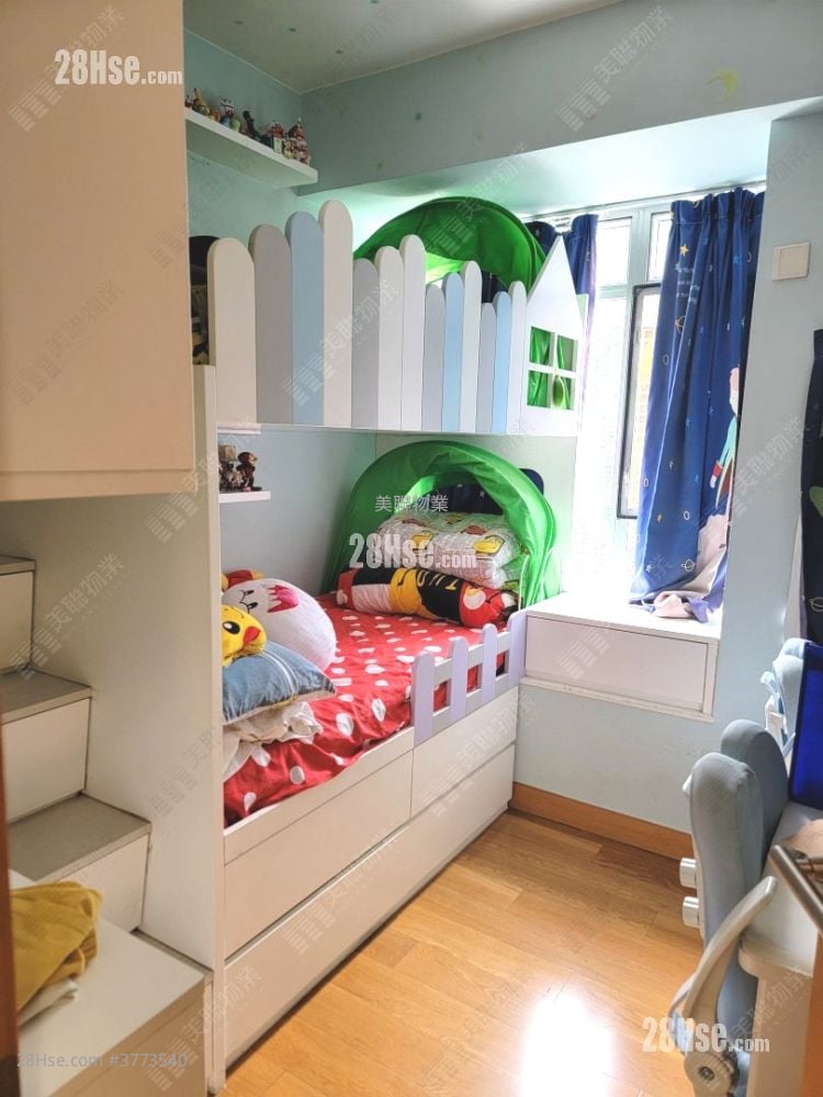 Sceneway Garden Sell 3 Bedrooms , 2 Bathrooms 720 ft²