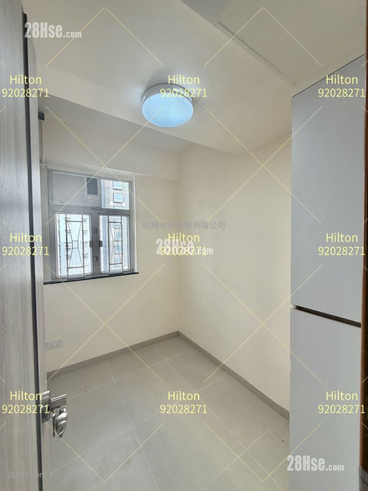 得如楼大厦 售盘 2 房 , 2 浴室 361 平方尺