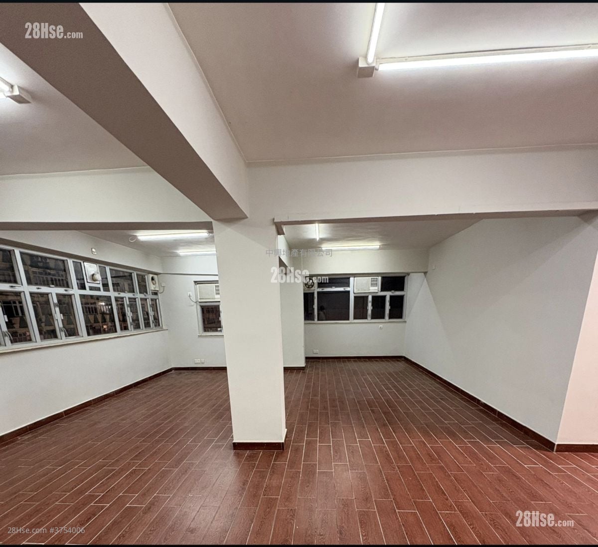 康桥大厦 售盘 3 房 , 1 浴室 874 平方尺