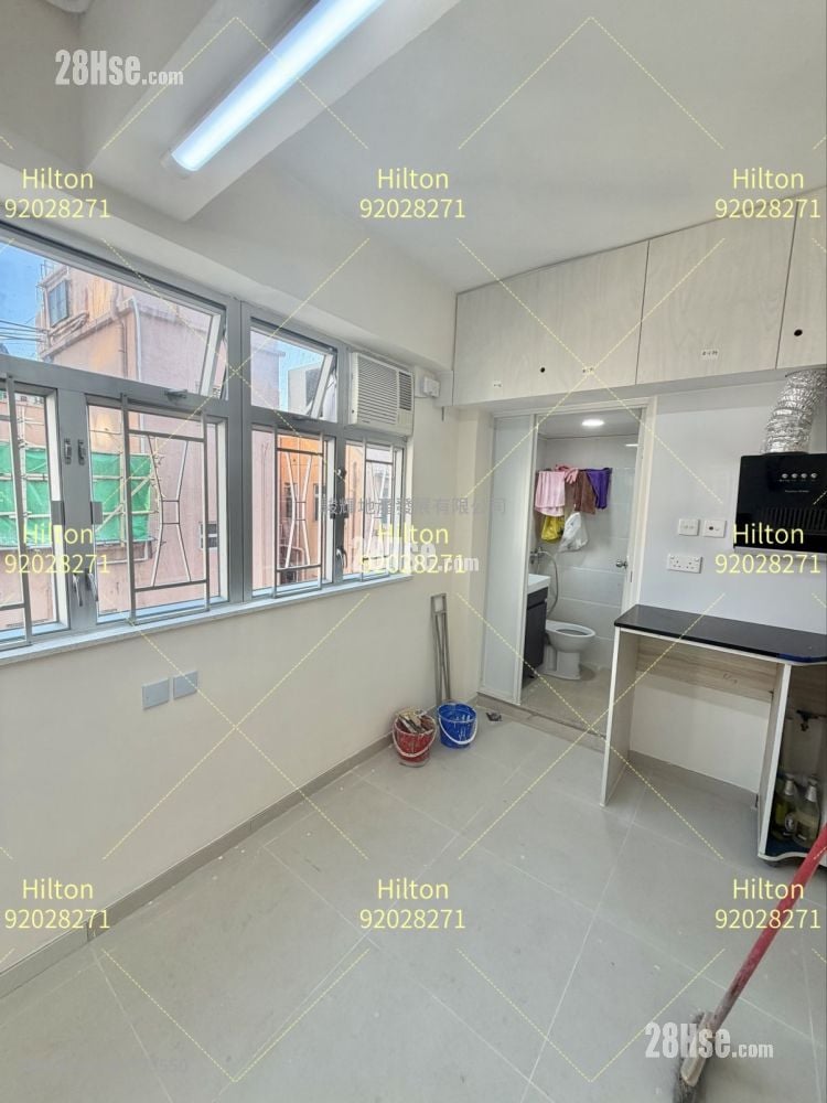 得如楼大厦 售盘 2 房 , 2 浴室 361 平方尺