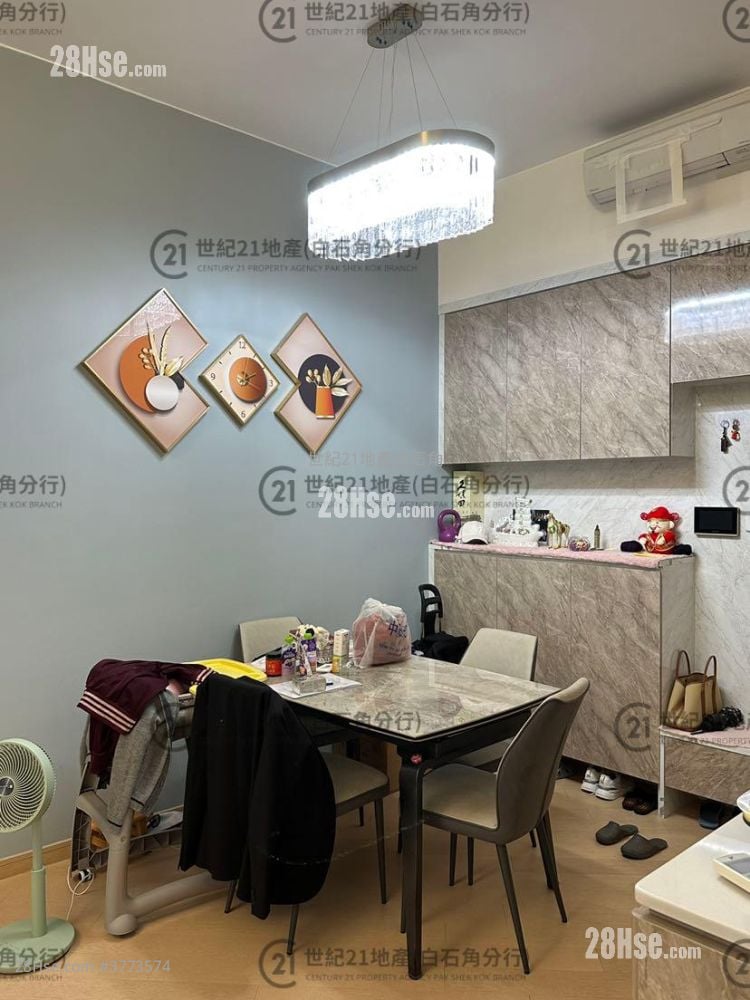 Mayfair By The Sea 8 Sell 3 Bedrooms , 2 Bathrooms 795 ft²