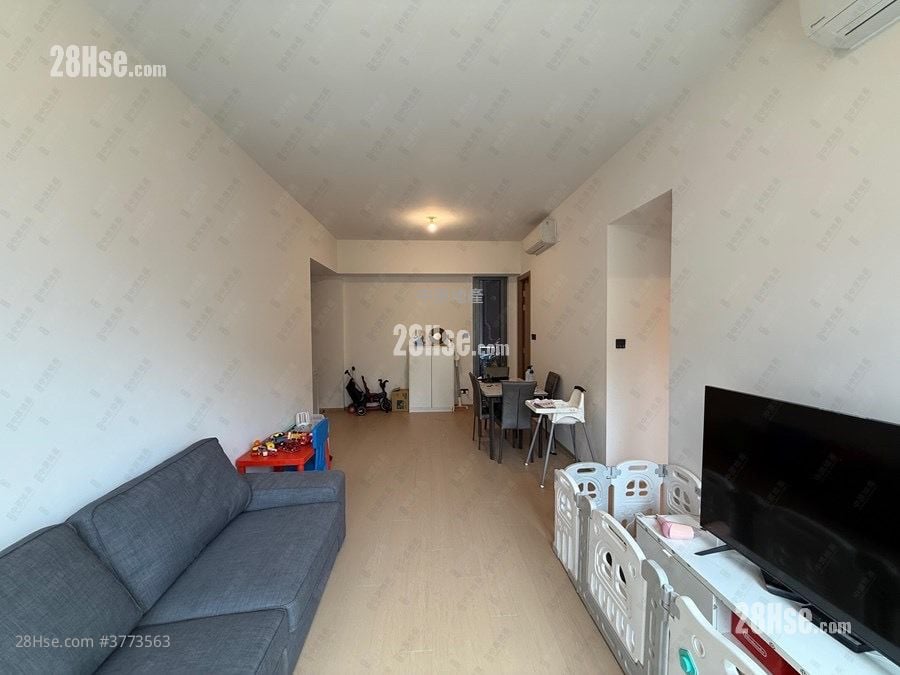 In One Sell 940 ft²