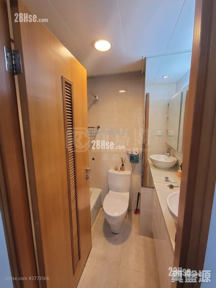 Indihome Sell 2 Bedrooms , 1 Bathroom 420 ft²