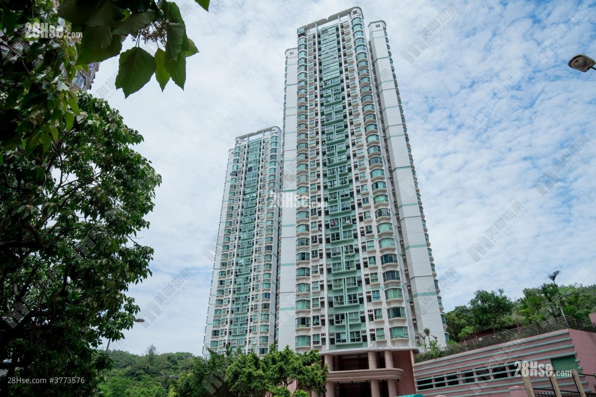 景峰豪庭 售盘 2 房 , 1 浴室 534 平方尺