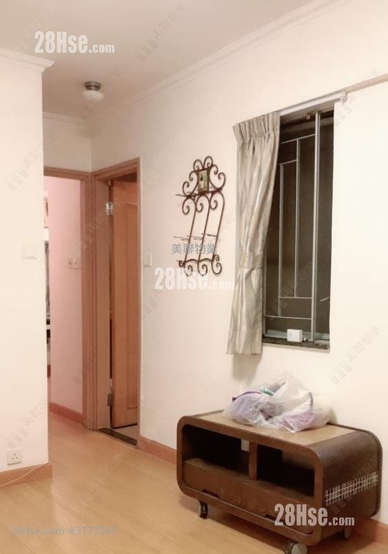 Greenfield Garden Sell 2 Bedrooms , 1 Bathroom 383 ft²