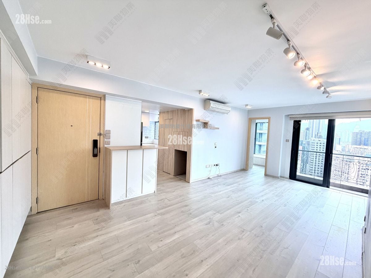 The Regalia Sell 3 Bedrooms , 3 Bathrooms 859 ft²