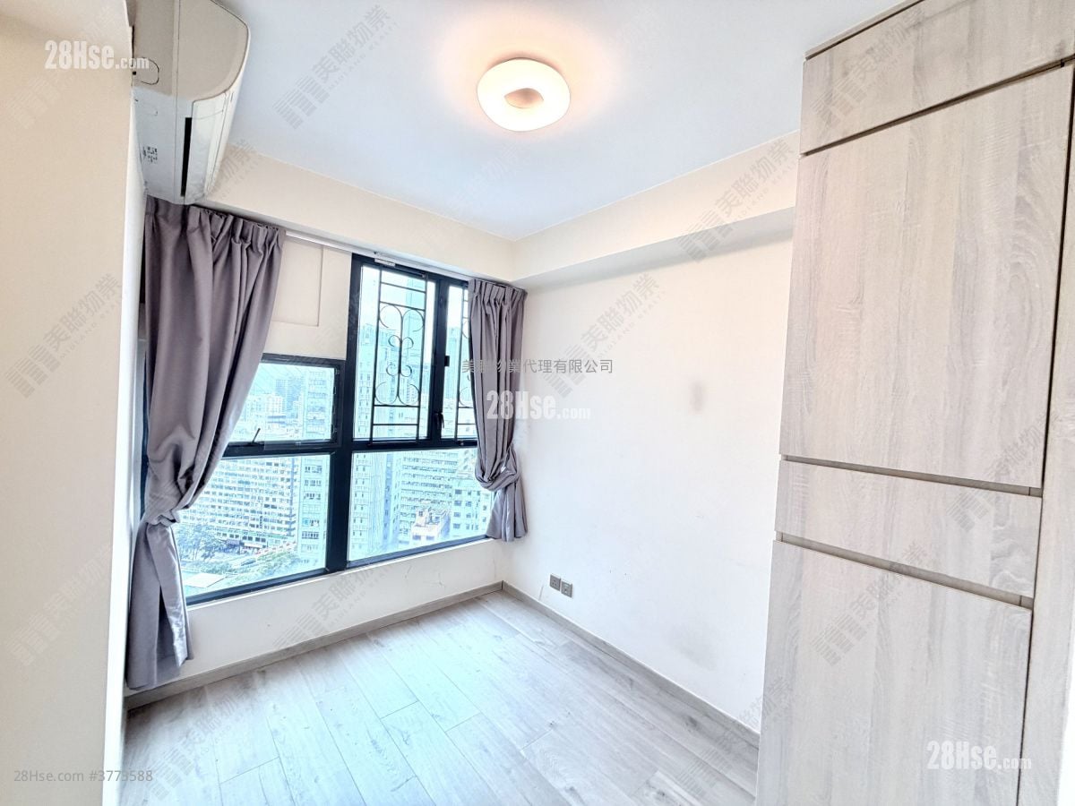 The Regalia Sell 3 Bedrooms , 3 Bathrooms 859 ft²