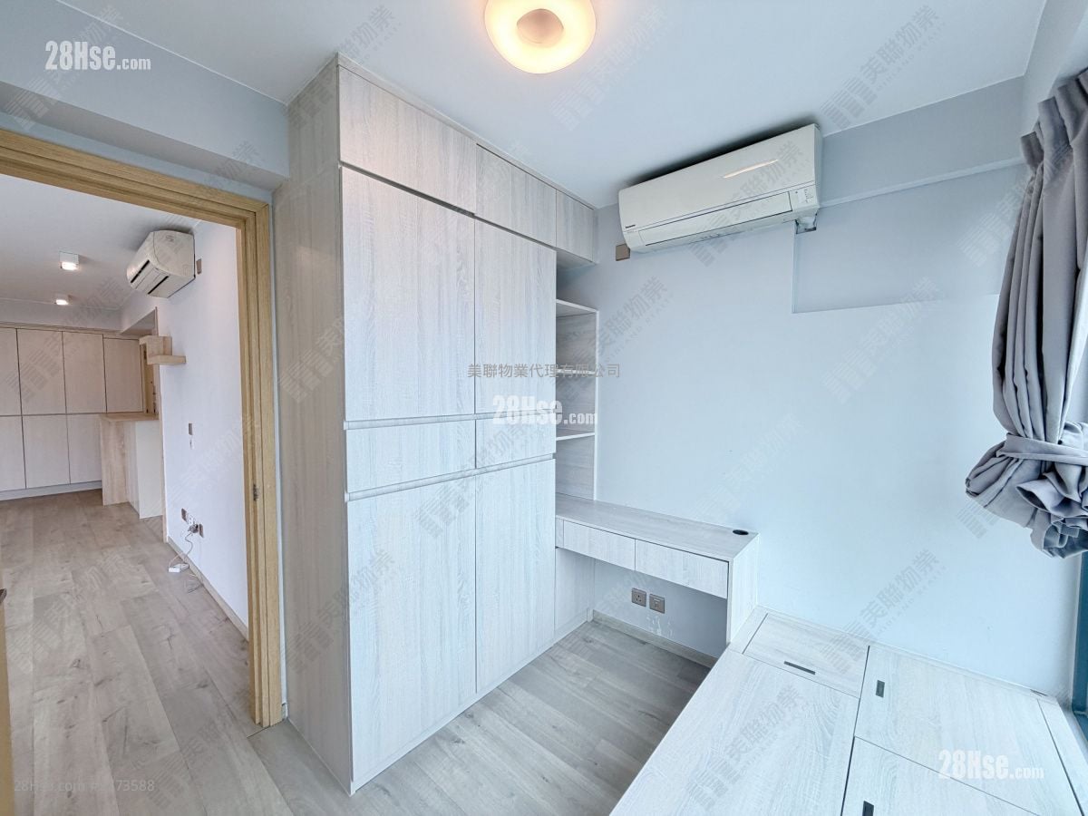 The Regalia Sell 3 Bedrooms , 3 Bathrooms 859 ft²