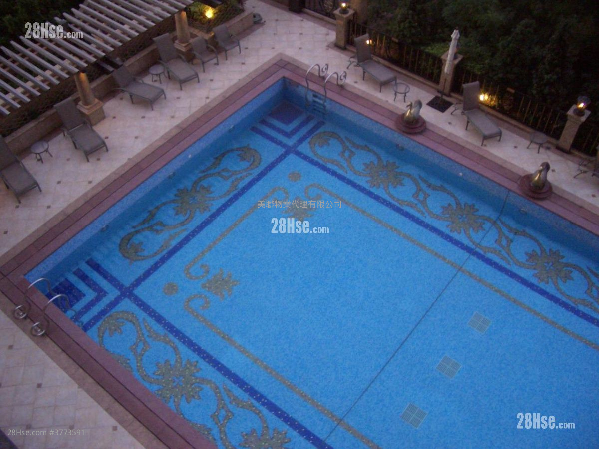 No.1 Ho Man Tin Hill Sell 4 Bedrooms , 3 Bathrooms 1,481 ft²