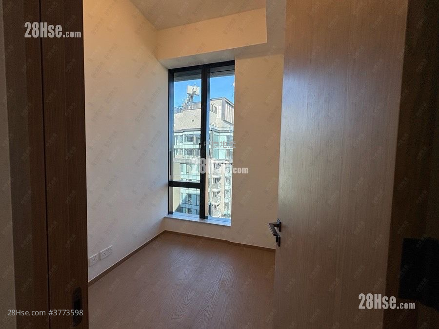 Onmantin Sell 757 ft²