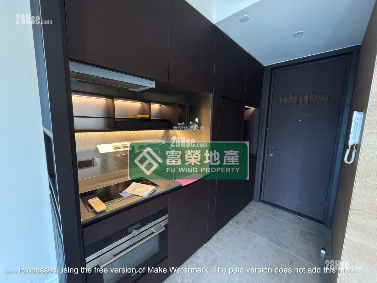 Skypark Sell Studio , 1 Bathroom 309 ft²