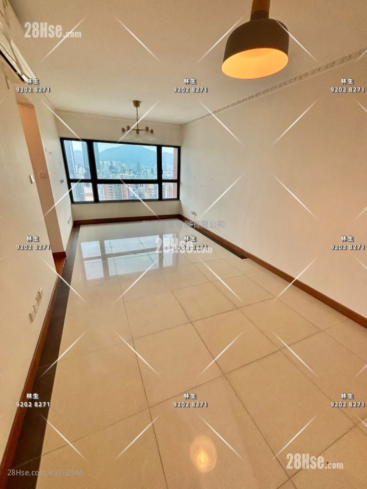 8 Waterloo Road Sell 3 Bedrooms , 1 Bathroom 581 ft²