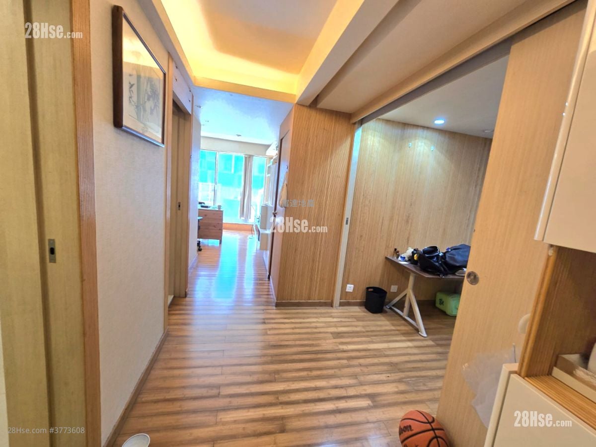 Tanner Garden Sell 2 Bedrooms , 1 Bathroom 564 ft²