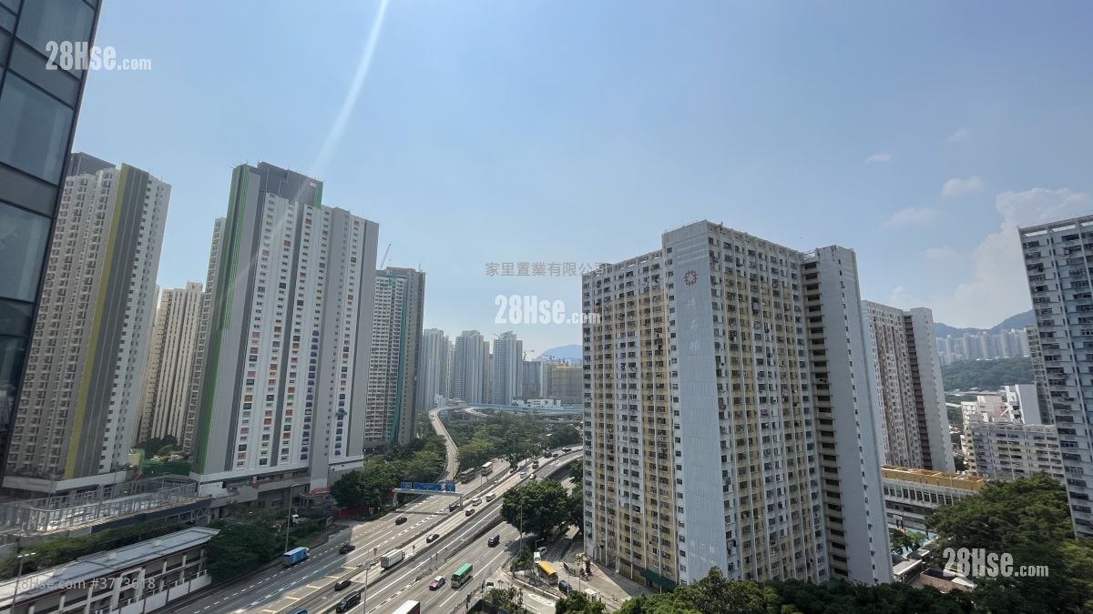 Uptown East Rental Studio , 1 Bathroom 273 ft²