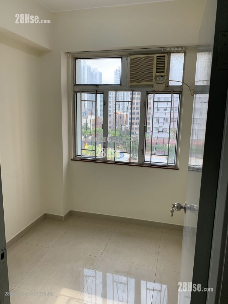 金马大厦 售盘 2 房 , 1 浴室 296 平方尺