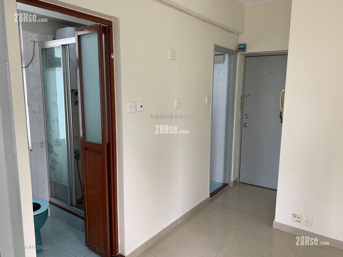 金马大厦 售盘 2 房 , 1 浴室 296 平方尺