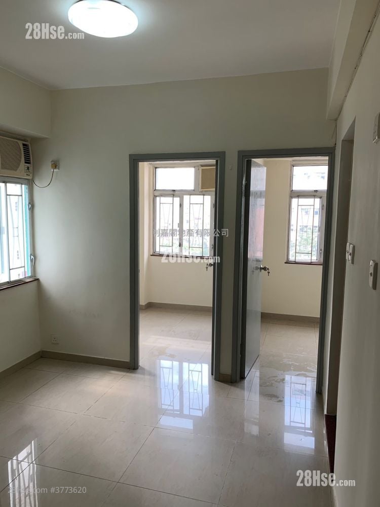 金马大厦 售盘 2 房 , 1 浴室 296 平方尺