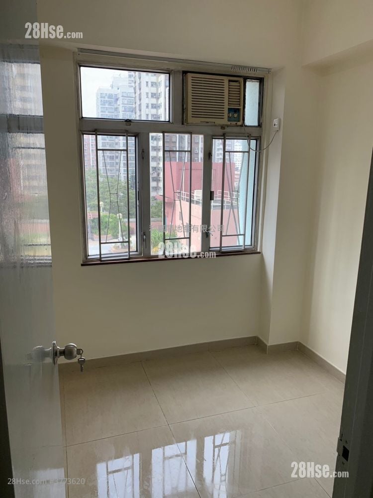 金马大厦 售盘 2 房 , 1 浴室 296 平方尺