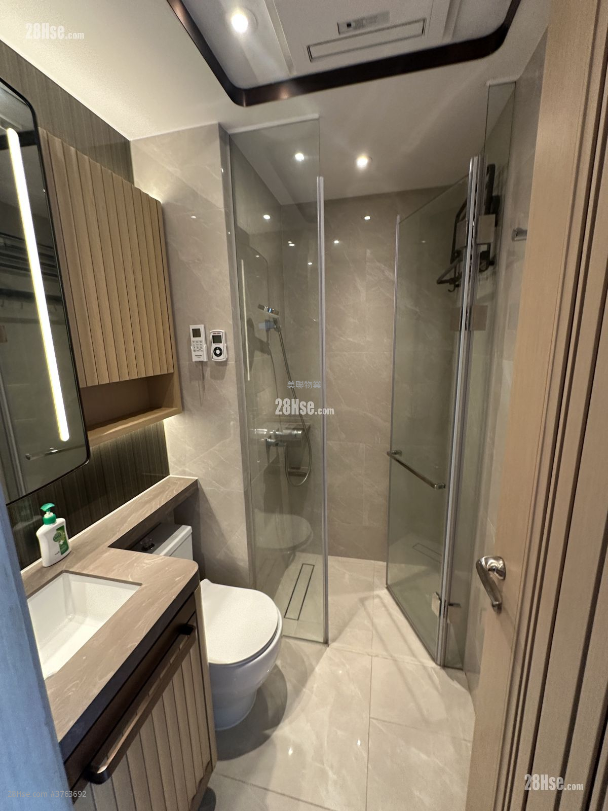 Manor Hill Sell 1 Bedroom , 1 Bathroom 280 ft²