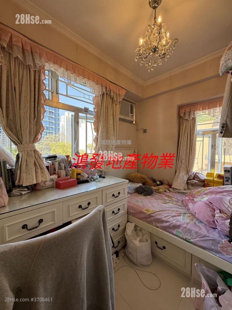 Prince Centre Sell 3 Bedrooms , 1 Bathroom 533 ft²