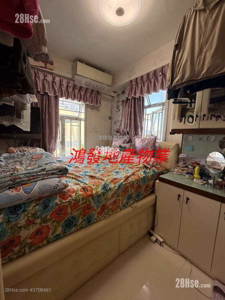 Prince Centre Sell 3 Bedrooms , 1 Bathroom 533 ft²