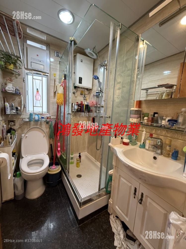 Prince Centre Sell 3 Bedrooms , 1 Bathroom 533 ft²