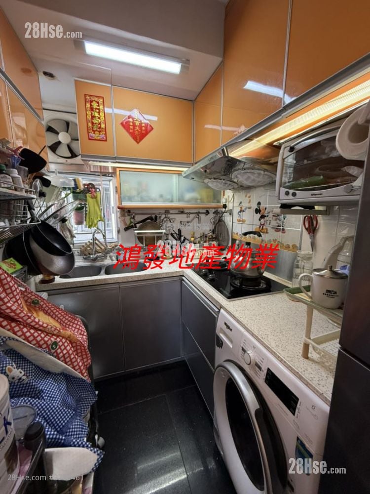 Prince Centre Sell 3 Bedrooms , 1 Bathroom 533 ft²