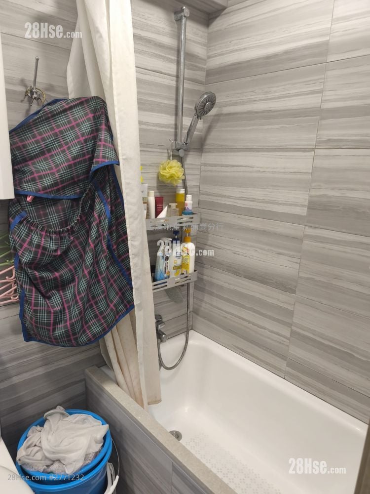 采颐花园 售盘 3 房 , 2 浴室 588 平方尺